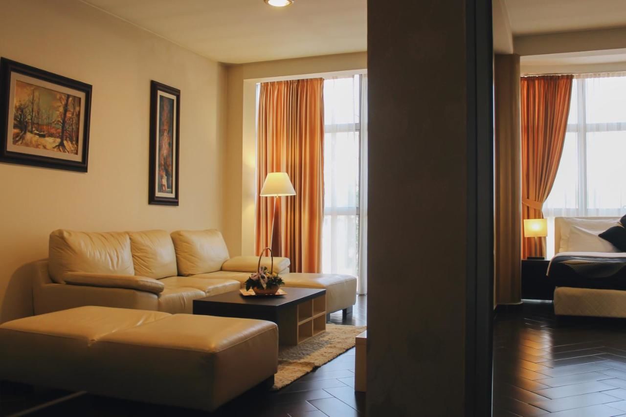 Отель Hotel Alexandar Lux Подгорица