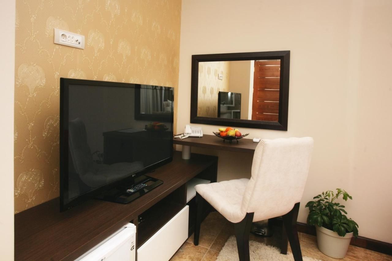 Отель Hotel Alexandar Lux Подгорица-26