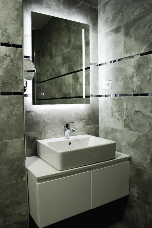 Отель Hotel Alexandar Lux Подгорица-54